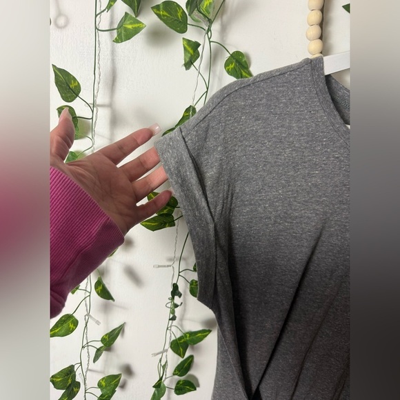 Aerie Gray Short Sleeve dress - Picture 3 of 9